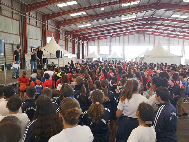 Cerca de mil estudiantes de Santa Lucía buscan su vocación y profesión en la 8ª Muestra de Educación