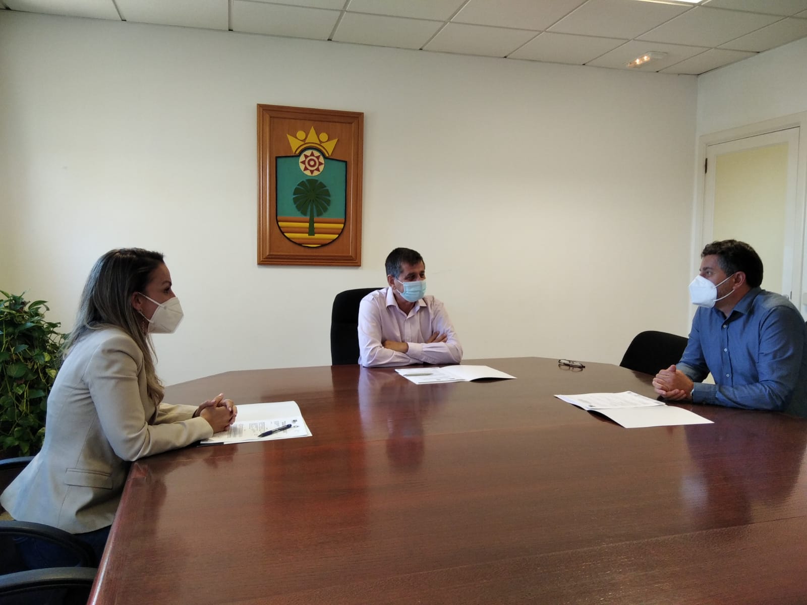  El Ayuntamiento firma un contrato con la SGAE para la emisión de música en la Avenida de Canarias y en la Oficina de Atención Ciudadana